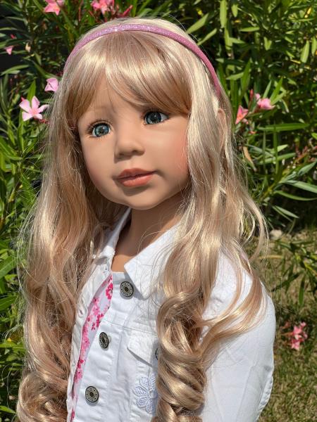 NEU: Bonnie von Monika Levenig - blond - 122 cm -
